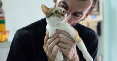 "Ông Tây" 3 năm giải cứu hơn trăm chó mèo hoang ở Việt Nam
