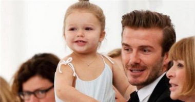 Mới 3 tuổi, con gái Beckham có thể kiếm triệu USD
