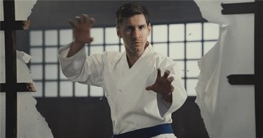 Messi đổi nghề làm... võ sư Karate