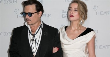 Johnny Depp bí mật đám cưới với vợ trẻ hơn... 20 tuổi