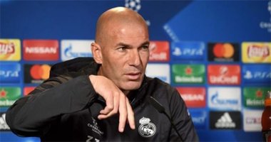 Zidane: "Ronaldo thông minh, còn tôi cũng không ngu"