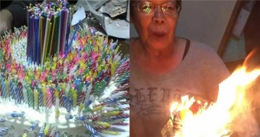 Đây hẳn là bà nội hạnh phúc nhất thế giới dù phải "đốt bánh sinh nhật"