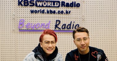 Thầy trò OnlyC và Lou Hoàng tự hào vì được đài KBS mời phỏng vấn