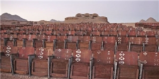 Độc đáo rạp chiếu phim "hoang" giữa sa mạc 