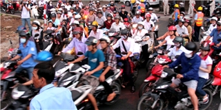 Người dân TP HCM chuẩn bị phải đóng phí xe máy