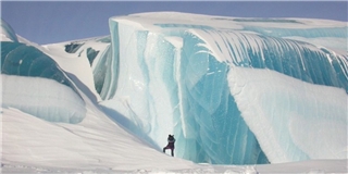 Kỳ thú sóng đóng băng ở Nam Cực