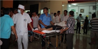 Rơi thang máy ở TP.HCM, 5 người nhập viện cấp cứu