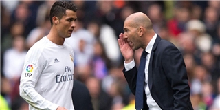 Ronaldo không đoái hoài tới Zidane khi rời sân