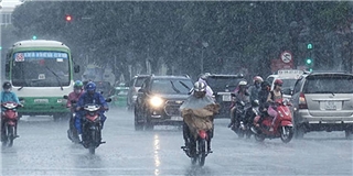 Sài Gòn, cơn mưa vi diệu thỏa nỗi chờ mong