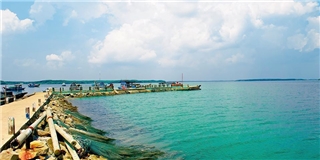 Du hí đảo Thạnh An bãi đá giữa biển chỉ cách Sài Gòn 70km