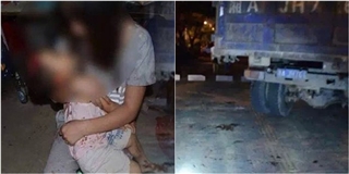 Đau lòng bé gái 2 tuổi bị chính xe chở hàng của bố cán tử vong