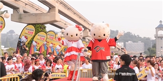 Giới trẻ Châu Á hào hứng chạy bộ cùng Hello Kitty