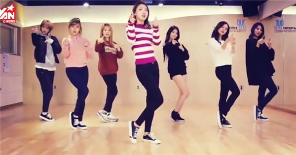 Siêu hit TT của Twice tung clip vũ đạo, fan tha hồ nhún nhảy theo