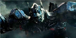 Người máy Optimus Prime bị thao túng trong "Transformers 5"